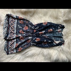 LIKE NEW ABERCROMBIE BUTTON FRONT PRINT ROMPER